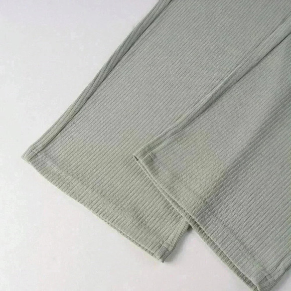 Light Grey Casual Mens Solid Tank Top & Drawstring Waist Pants - Picture 4 of 6